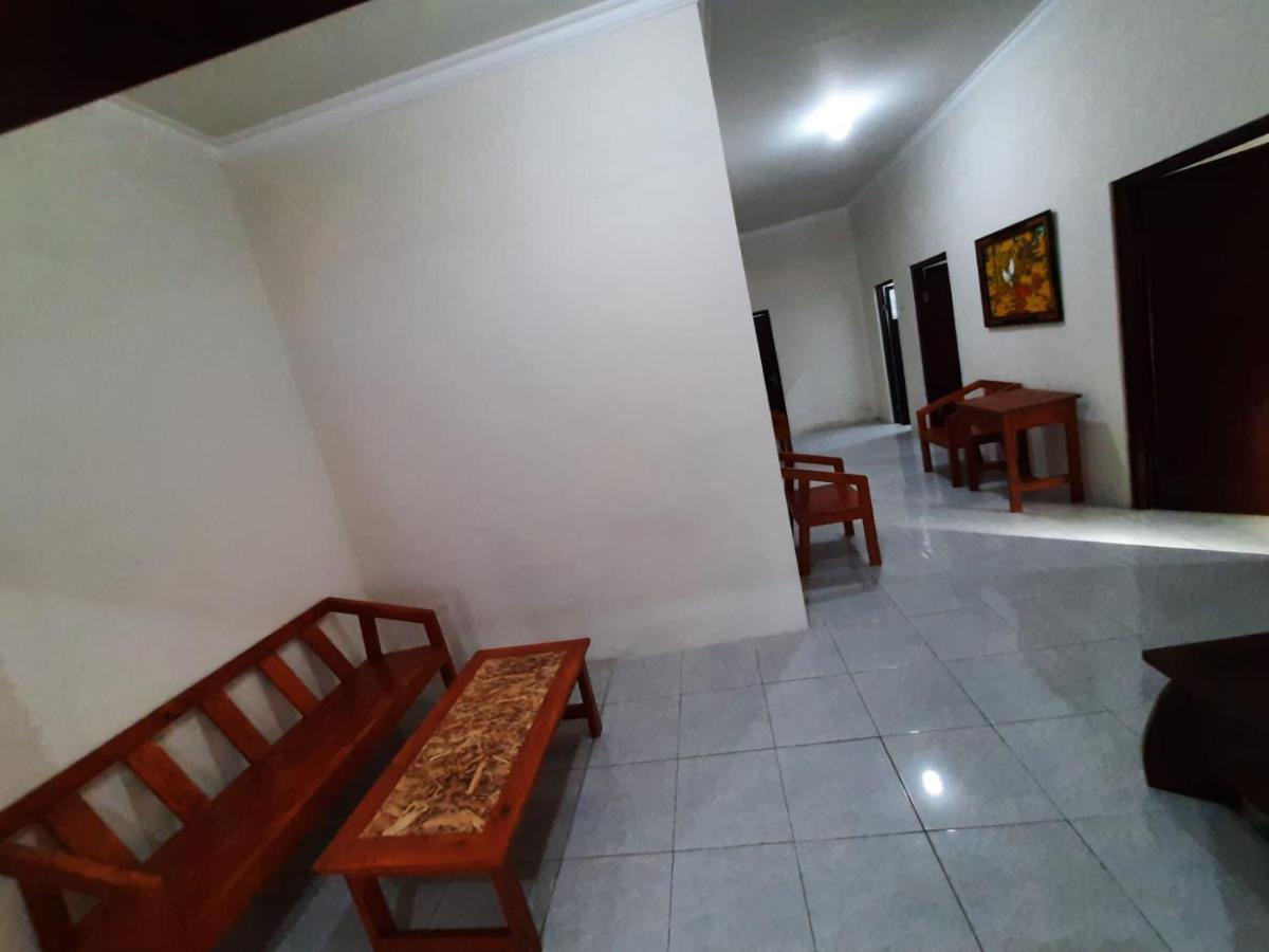999 Khs Homestay 吉利马努克 外观 照片