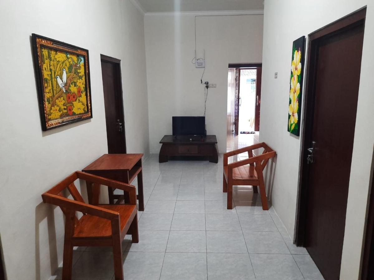 999 Khs Homestay 吉利马努克 外观 照片
