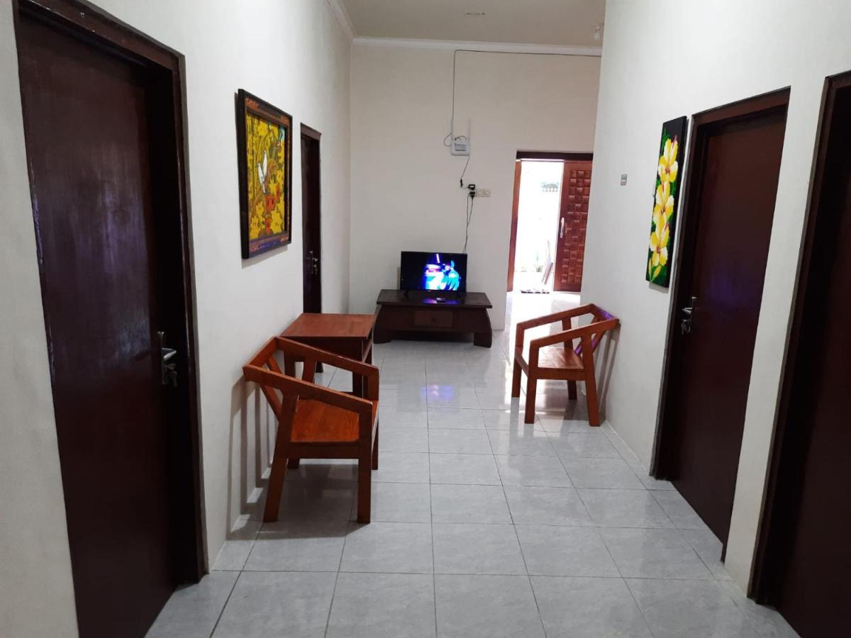 999 Khs Homestay 吉利马努克 外观 照片